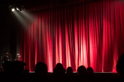 Go to a stand-up comedy show to cheer yourself up and laugh out loud, freeing yourself from stress and worries