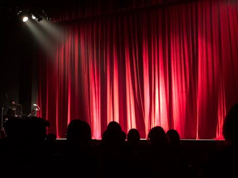 Go to a stand-up comedy show to cheer yourself up and laugh out loud, freeing yourself from stress and worries